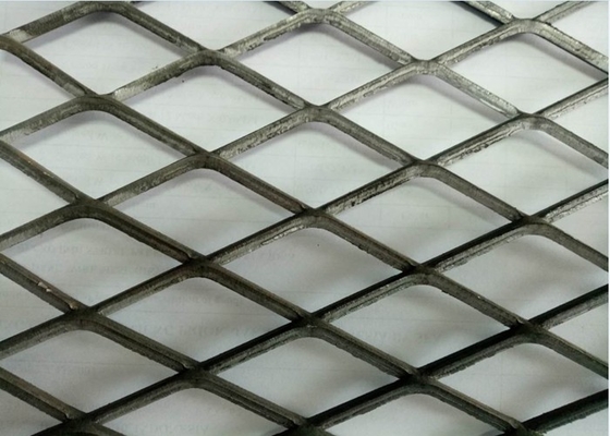 Metal ampliado de acero inoxidable estándar Mesh Screen Diamond Shaped Patterns