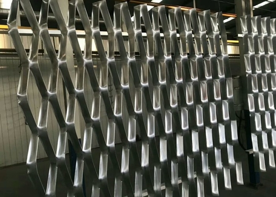 El metal ampliado de aluminio Mesh Sheet Diamond Shaped Patterns ISO9001 aprobó