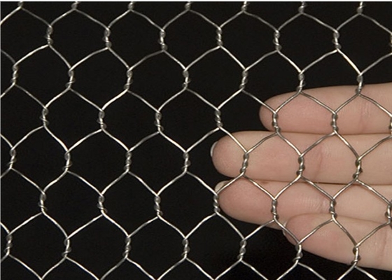 alambre de pollo de los 0.5-2m Mesh Netting, malla de alambre hexagonal de las aves de corral